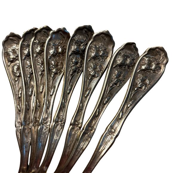Antique silver teaspoons set (8) Carnation Pattern 1908 Rogers Art Nouveau - Picture 11 of 11